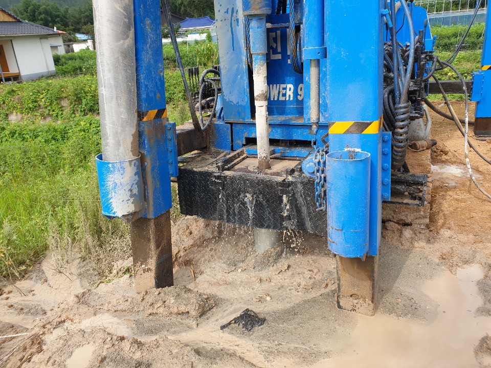 1948697120_9xNztFMU_43b0adbe598f24c33a22d6b18aee8ff9bd271f9c.jpg 이미지크게보기