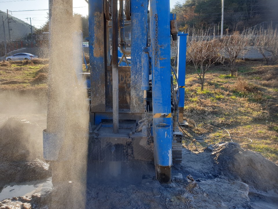 1948697120_CiY9dcye_64af26ee204d88cf1ce3ea6d5c24b6f1d4260272.jpg 이미지크게보기