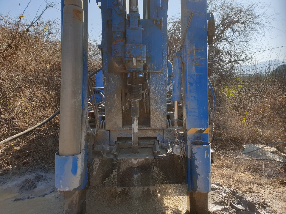 1948697120_GwsIVF1l_c6109c7cf5249a2307dfe178f0a8d1086d5de757.jpg 이미지크게보기