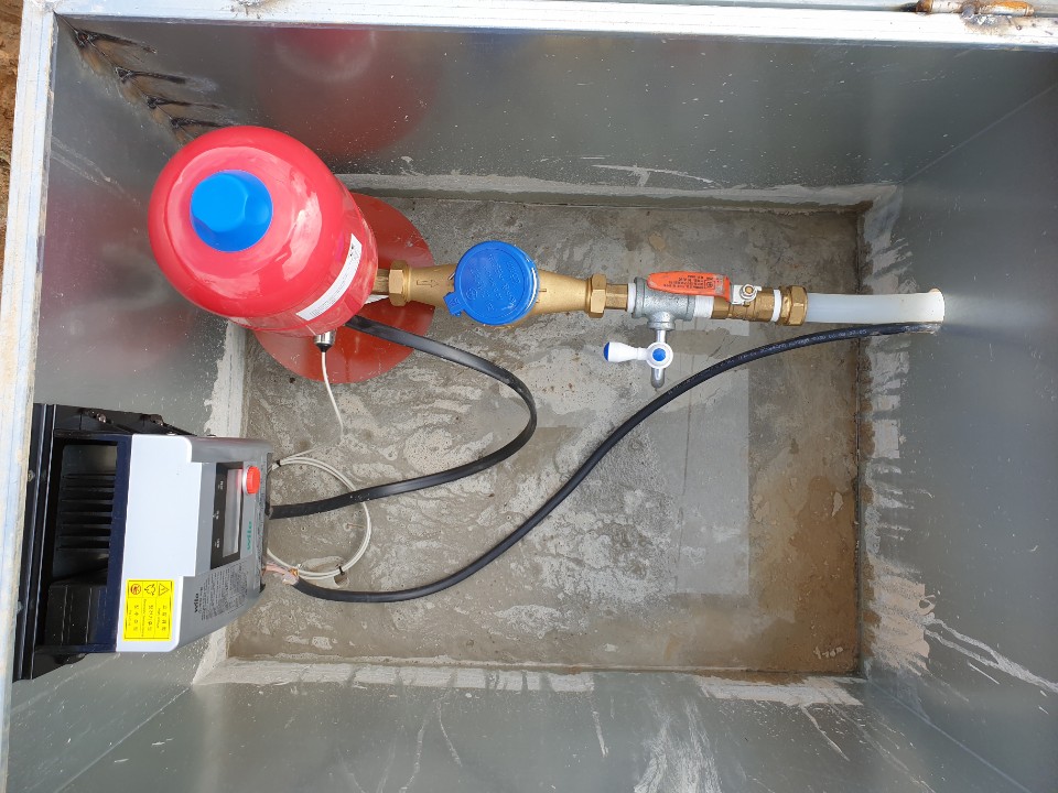 1948697120_Jk2uzAgG_d11598ea103439317458b52c9f0aec707b354697.jpg 이미지크게보기