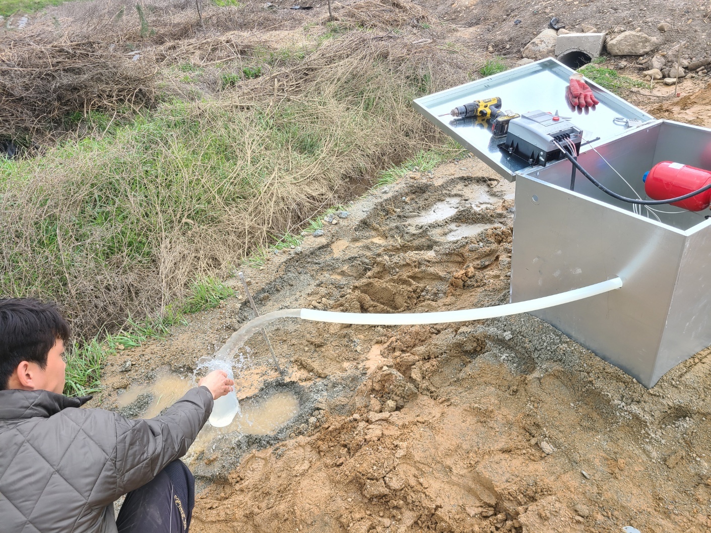 1948697120_OwhgMsCd_4fb3a8734952d6319c034d3f00e901509688d7d7.jpg 이미지크게보기