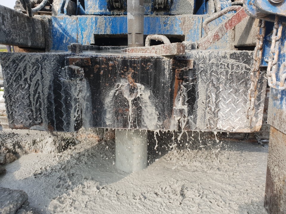 2000769928_BsMtzNfo_5e51b2e0523fd2549cdcab14b1d35bad5fef6625.jpg 이미지크게보기