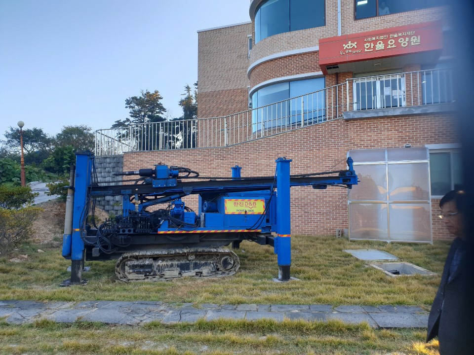 3034632970_C07YHL23_d29e7a2edbfcf8c7770e968679402d08dc15e977.jpg 이미지크게보기