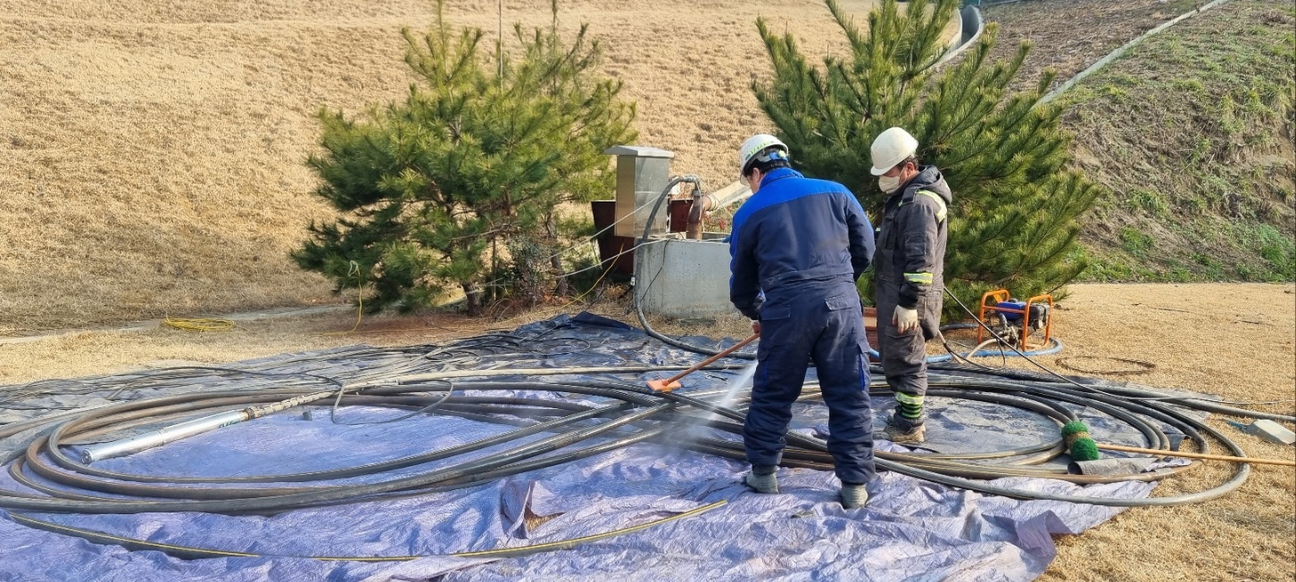 3695294320_AdgDPhse_33c87655270388dd082e8de0acfbdf831c441024.jpg 이미지크게보기