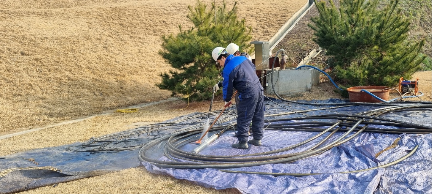 3695294320_JcD4MoTn_d0b663bd1b6b6d207a3a853afc7cf978a7971956.jpg 이미지크게보기