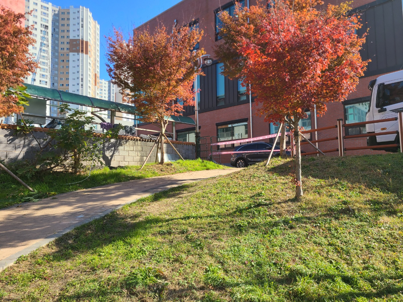 3695294320_R8BgM4bx_d2f1f226a659e1e060b4a17a5526eb58f454bd94.jpg 이미지크게보기