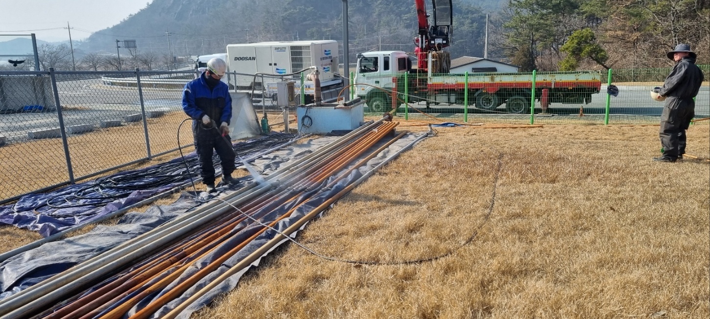 3695294320_T0RuKSw2_8ab12a4b333158eedb40fd5afe43622723d1329c.jpg 이미지크게보기