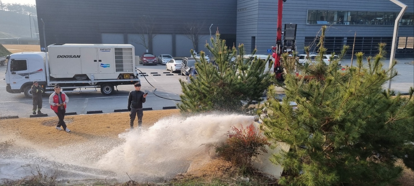 3695294320_gsxyCcVB_06edc40beaf741b4e607d59c7e857d4389d4a990.jpg 이미지크게보기