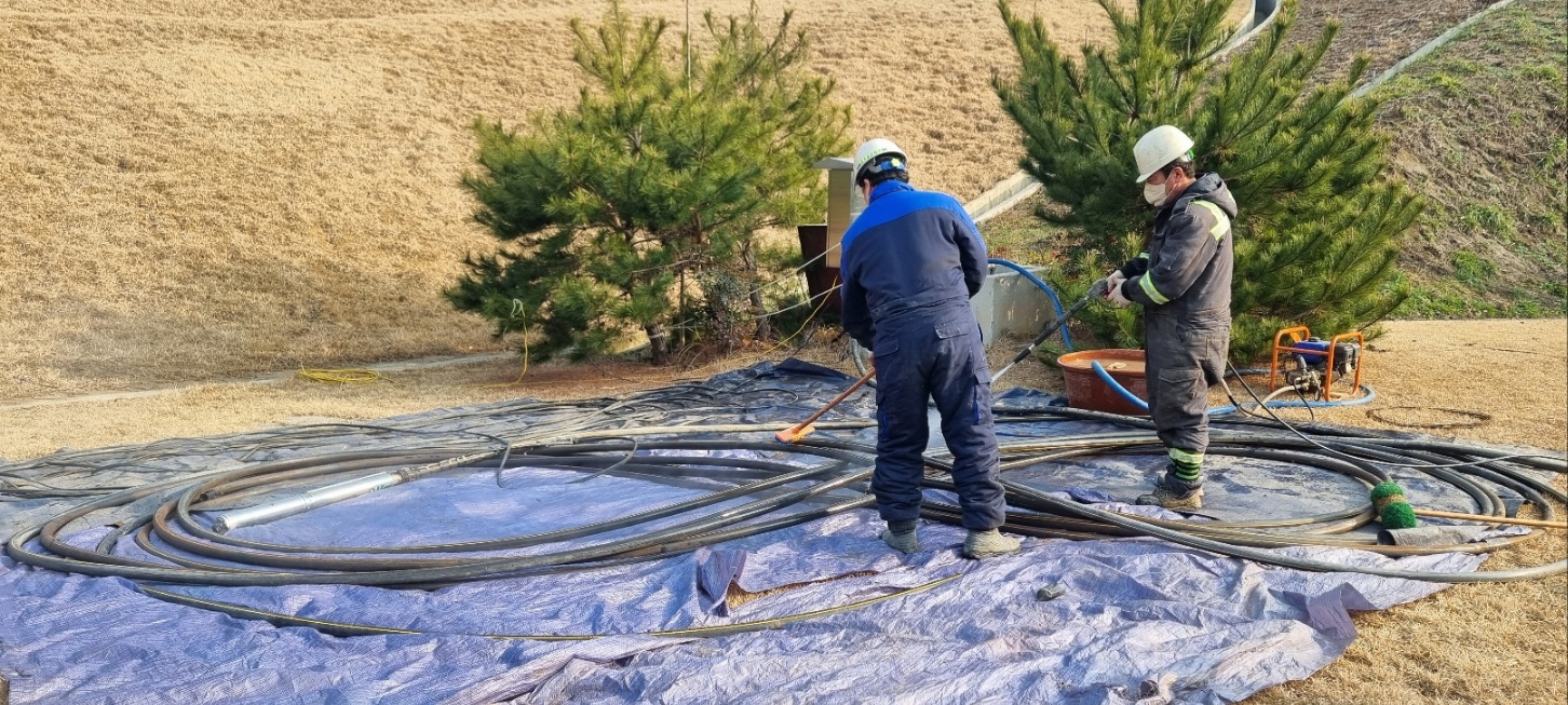 3695294320_hIEmGtzP_bd14edcff2cfc104f16cc665d0dddc17d4d78e2b.jpg 이미지크게보기