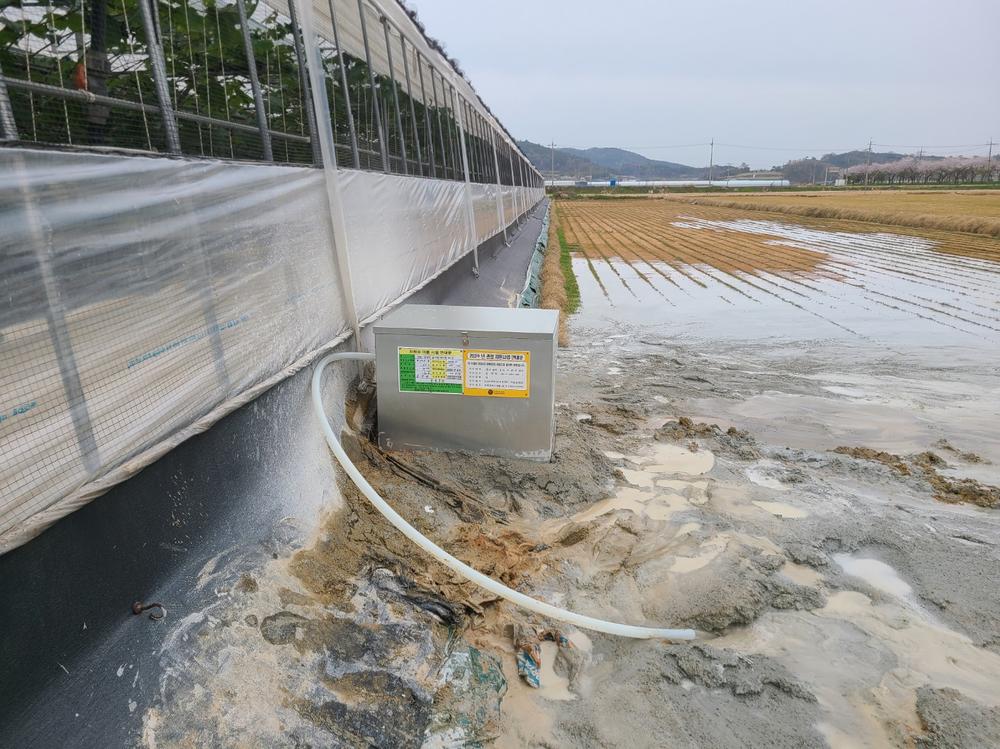 3695294320_k3fPtwN5_26f732ec7ff785335b2aa310ba0b33ea02e500a4.jpg 이미지크게보기