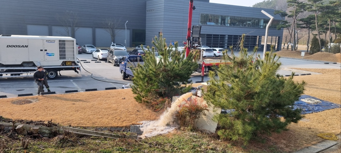 3695294320_nTC9NvrY_2e863c7051b640678d114e608240fe4d8e57653c.jpg 이미지크게보기