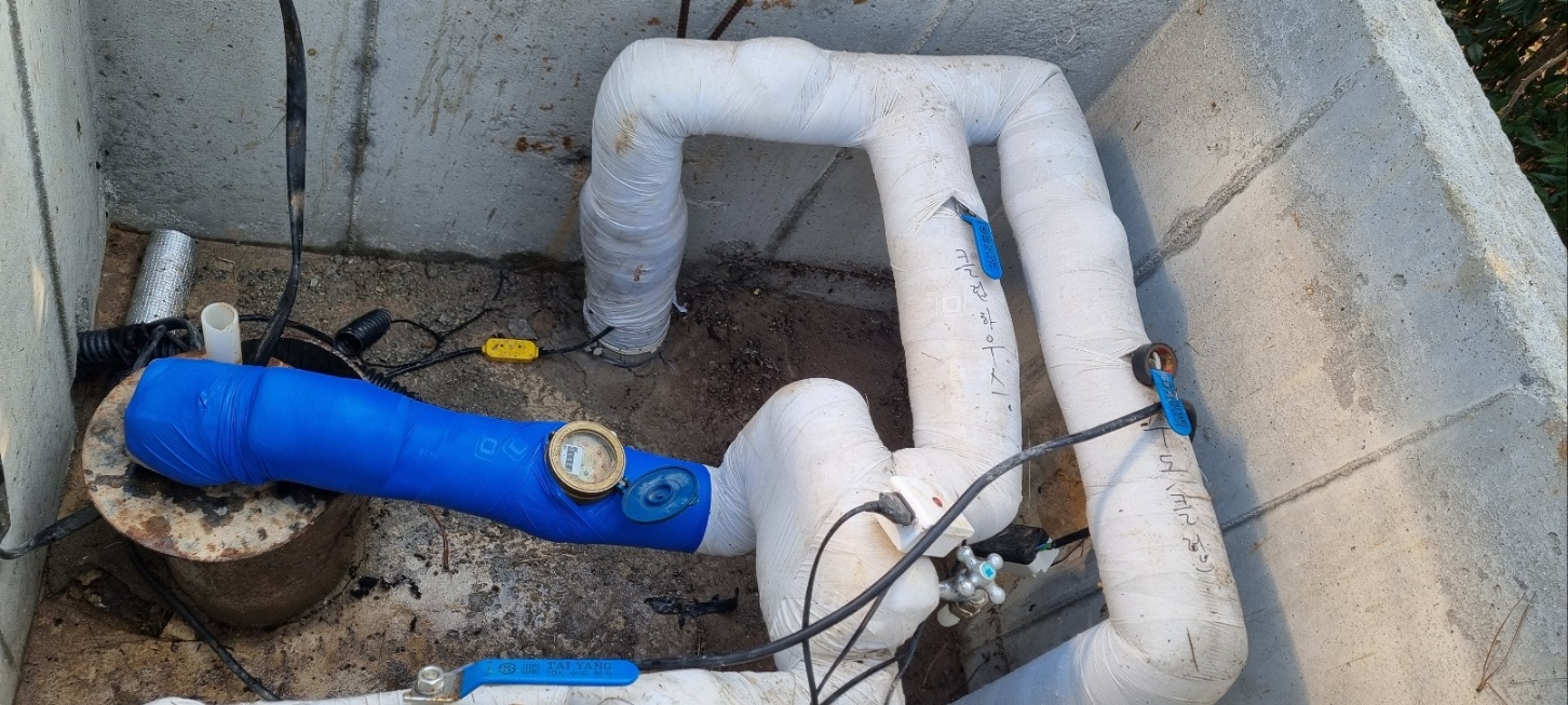 3695294320_s8xvn65S_64e3f546953187f22dd57f2c2b2e52fd0a3667d5.jpg 이미지크게보기